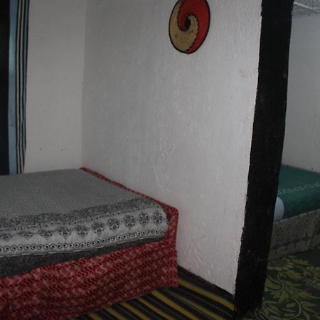 Under Volcanoes View Guest House Nyarugina Bagian luar foto