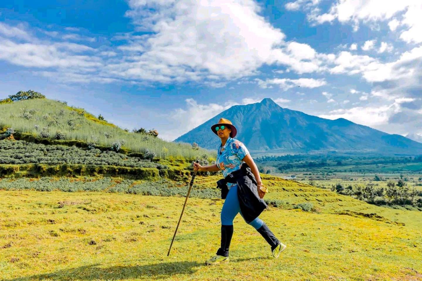 Under Volcanoes View Guest House Nyarugina Bagian luar foto